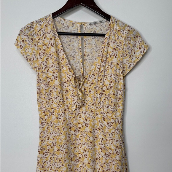 Abercrombie & Fitch Yellow Floral Print Tie Front Mini Dress Size Small - Picture 5 of 9